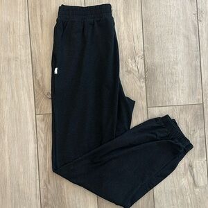Vuori Women’s Boyfriend Joggers